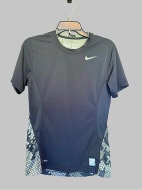 Nike Black Short-Sleeve Dri-FIT Training Tee with Patterned Side Panels